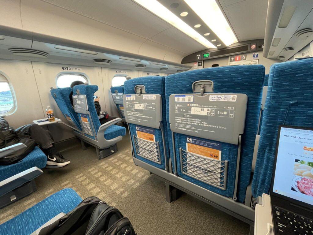 どうして自由席？　どうしても自由席！