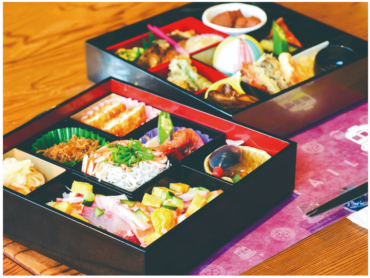 食堂車に新しいお料理が登場です。