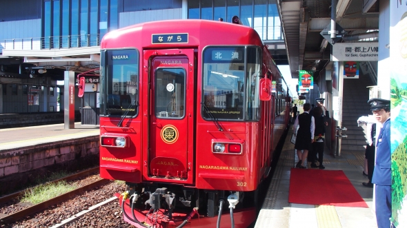 長良川鉄道の観光列車